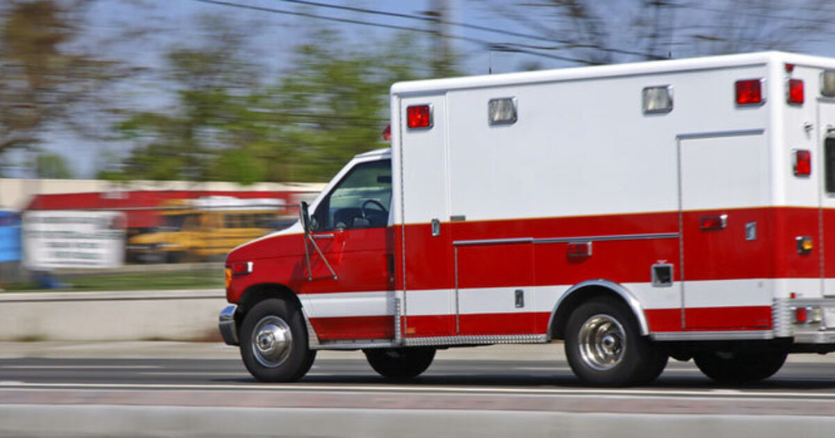 AMBULANCE アンビュランス ブリキ Amazon.co.jp: ≫ヴィンテージ*ブリキ 救急車*AMBULANCE